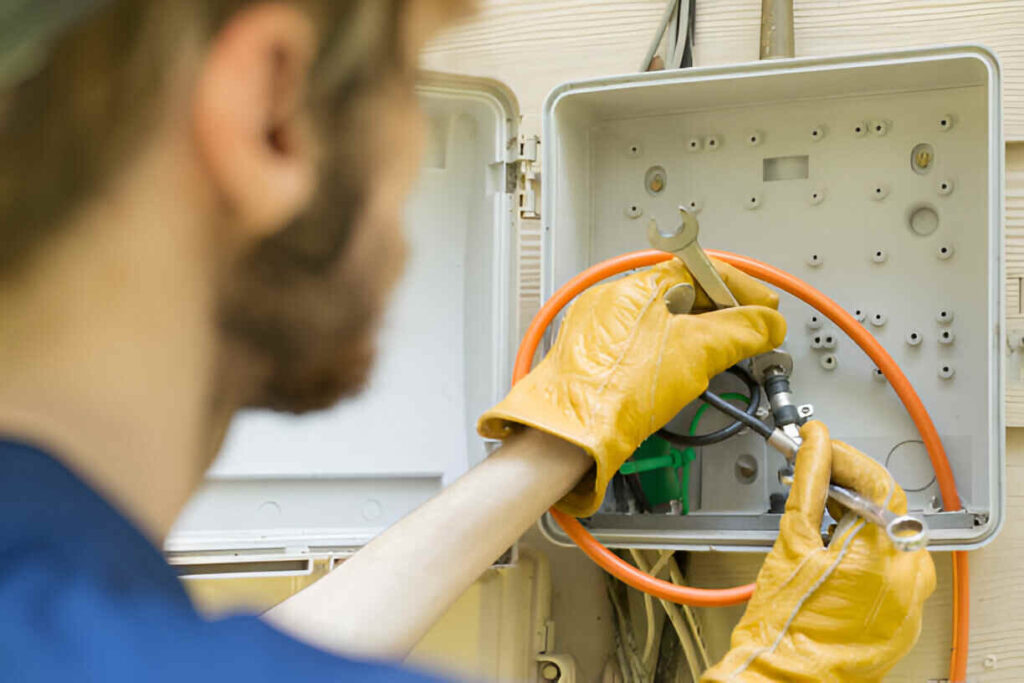 How to Get an Electrician Apprenticeship